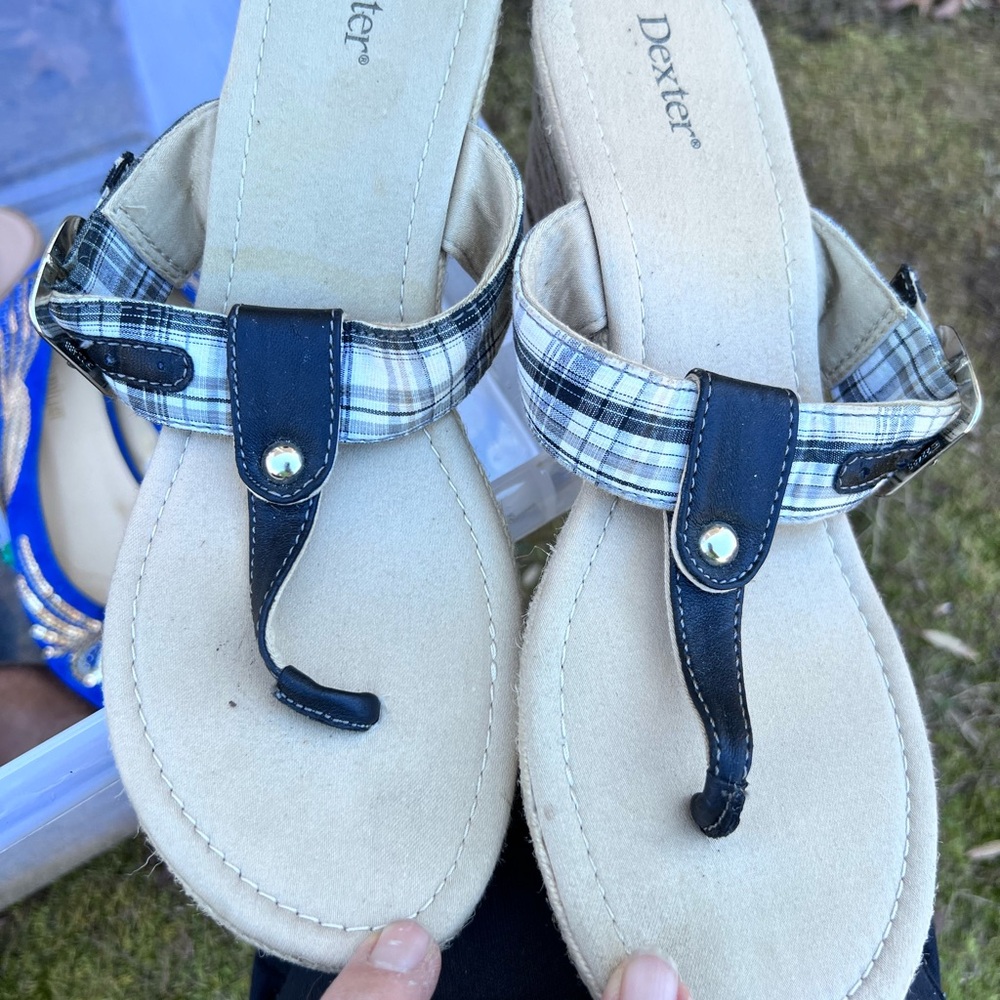 Women's Size 10 Dexter Plaid Sandals with Navy Accents SEXY ❤️